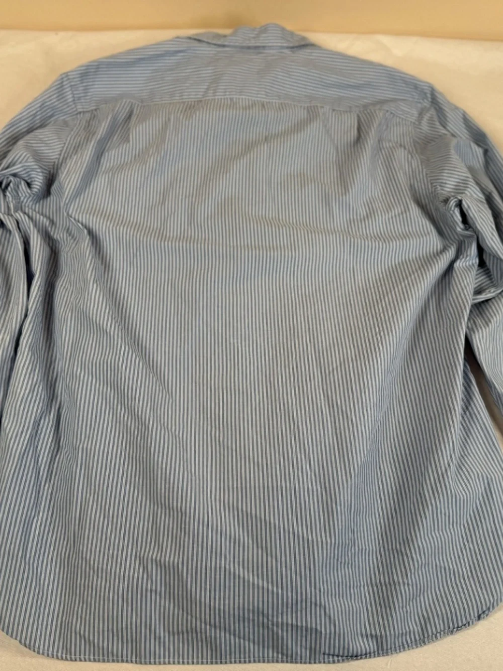 J Crew Men's Button Up Long Sleeve Shirt Size Large - Blue Pinstripe